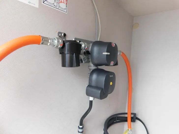 Fahrzeugbild Hymer Exsis-t Pure 580 Wechselrichter + 200Ah Lithium #8