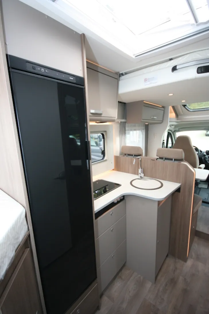 Fahrzeugbild Carado T 328 #10