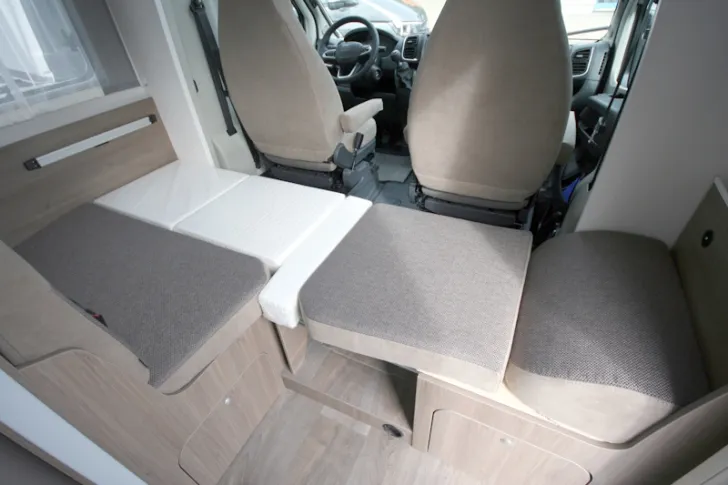 Fahrzeugbild Carado T 328 #14