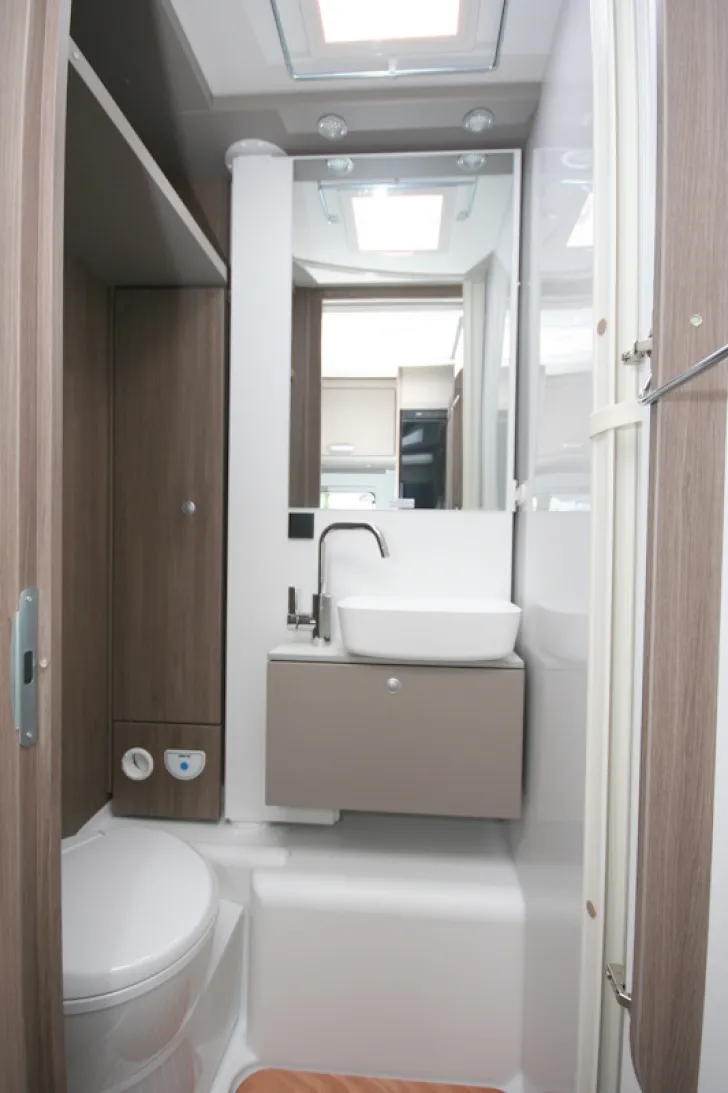 Fahrzeugbild Carado T 328 #17