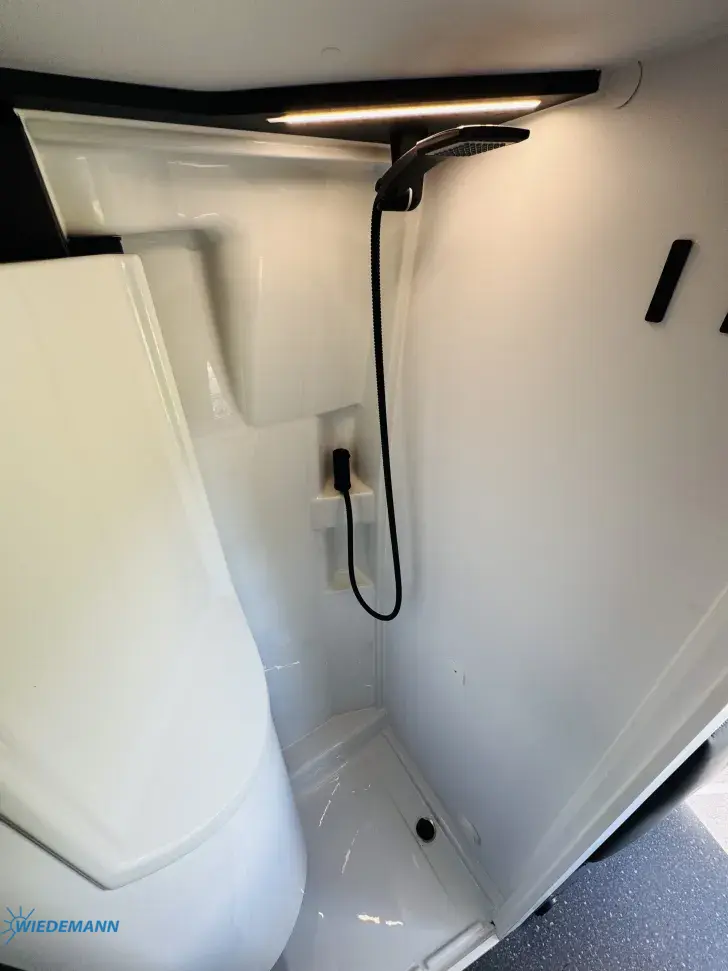 Fahrzeugbild Adria Twin Edition 640 SGX * Navi * Solar * Tuning *26 #15