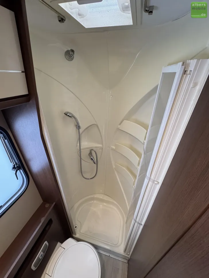 Fahrzeugbild Roller Team Auto-Roller 595P Markise AHK Fahrradträger 140PS #18