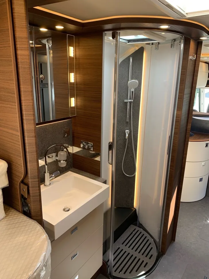 Fahrzeugbild Carthago C-LINE I 5.9 XL LE #14