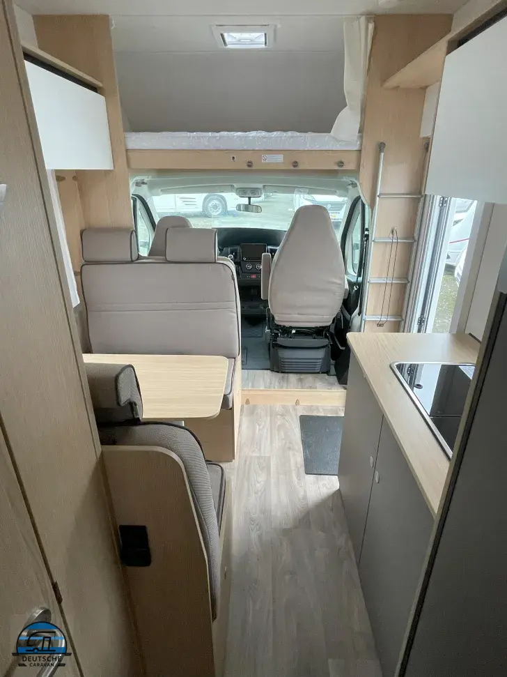 Fahrzeugbild LMC Tourer A 690 G 6 Sitz- und Schlafplätze #14