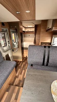 Fahrzeugbild Weinsberg CaraSuite 650 MF AKTION; Automatikgetriebe #30