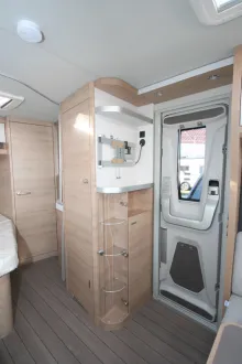 Fahrzeugbild Knaus Südwind 450 FU Black Selection #10