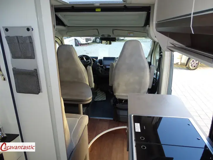 Fahrzeugbild Pössl H-LINE SUMMIT SHINE 640 #13