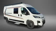Schräg Vorne Weinsberg CaraBus 600 MQ Care Drive
