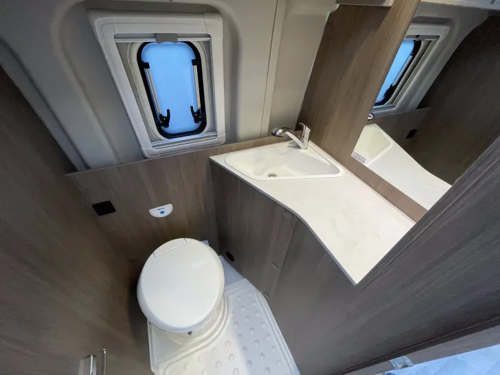 Fahrzeugbild Carado CV 640 PRO+ UPE: 83.152,- #23