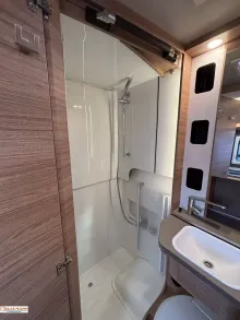 Fahrzeugbild Weinsberg X-CURSION VAN 500 MQ EDITION [PEPPER] 3. Bett, Heck-Fahrradträger #9