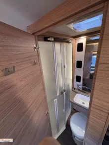 Fahrzeugbild Weinsberg X-CURSION VAN 500 MQ EDITION [PEPPER] 3. Bett, Heck-Fahrradträger #10