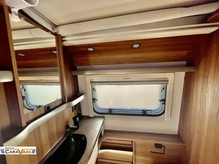 Fahrzeugbild Hymer Eriba Touring 430 4407 Eur SparHighlight #10