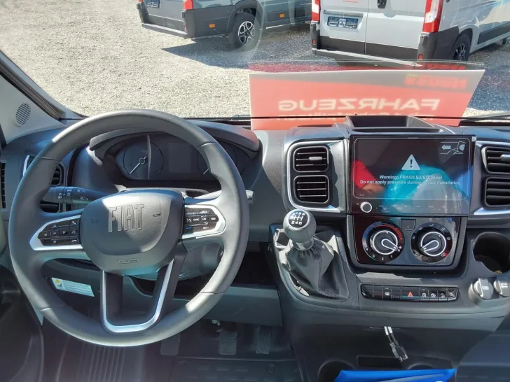 Fahrzeugbild Dethleffs Just Camp T 6812 EB Active-Paket, Hubbett #6