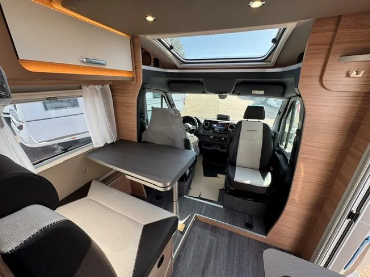 Fahrzeugbild Weinsberg CaraCompact 640 MEG EDITION [PEPPER] Sie sparen 11.999,-€! #10