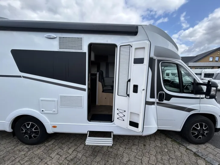 Fahrzeugbild Sunlight T 68 Adventure Edition #5