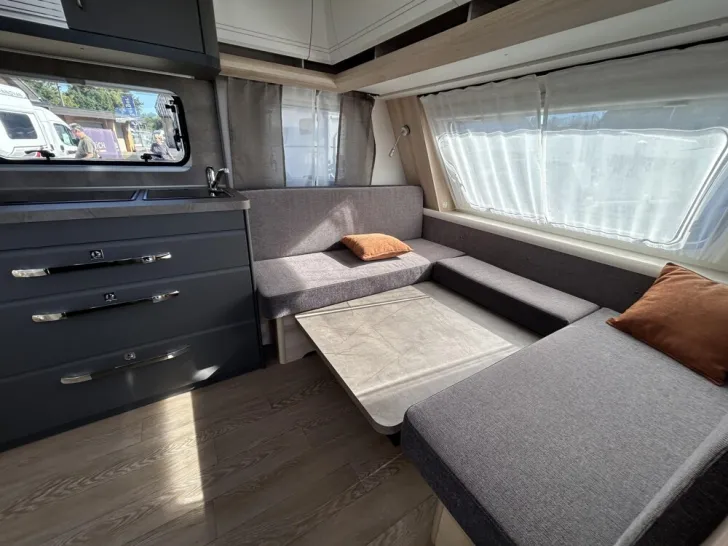 Fahrzeugbild Hobby De Luxe 495 WFB #7