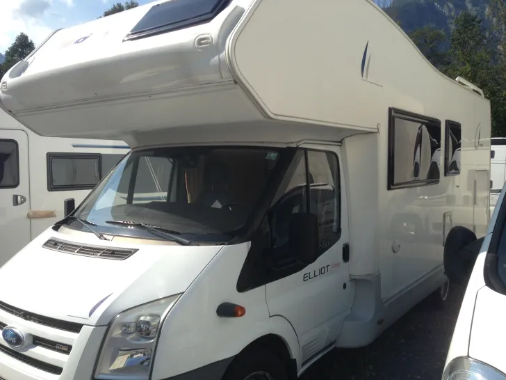 Fahrzeugbild Ci Elliot Garage #1