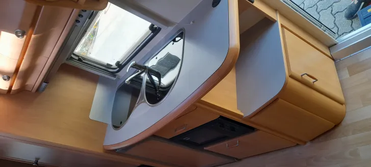 Fahrzeugbild Hobby De Luxe Easy 560 KMFe #8