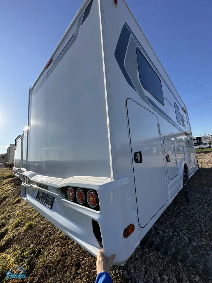 Fahrzeugbild Weinsberg CaraSuite 700 ME Automatik/180 PS, 519 - 1106 #10