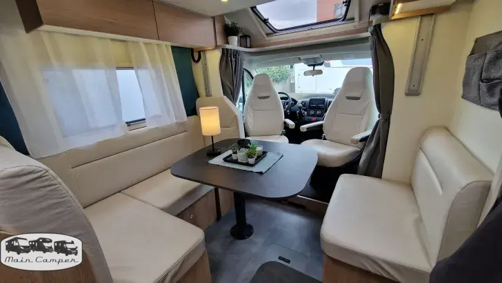 Fahrzeugbild Joa Camp Teilintegrierte 75T - 5-Sitze, 3,5t, Vollaustattg #6