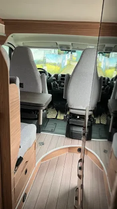 Bild 12 Weinsberg CaraBus 600 MQH für echte 4 Personen