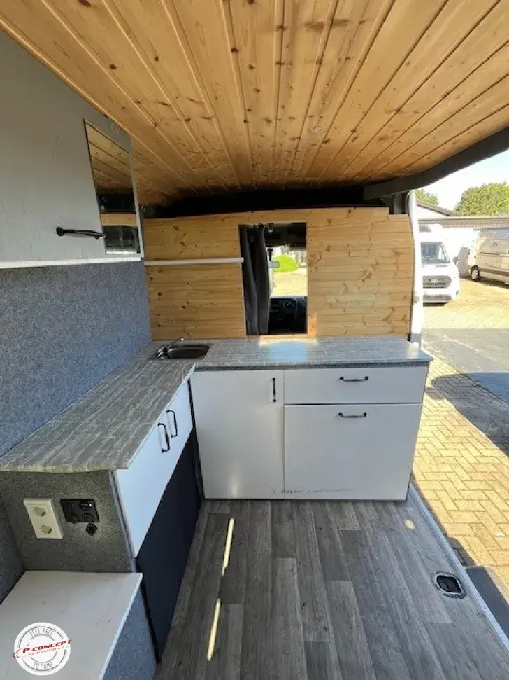 Fahrzeugbild Opel Movano Wohnmobil Ausbau für Bastler #9