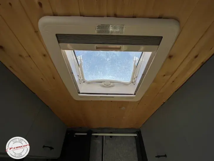 Fahrzeugbild Opel Movano Wohnmobil Ausbau für Bastler #12