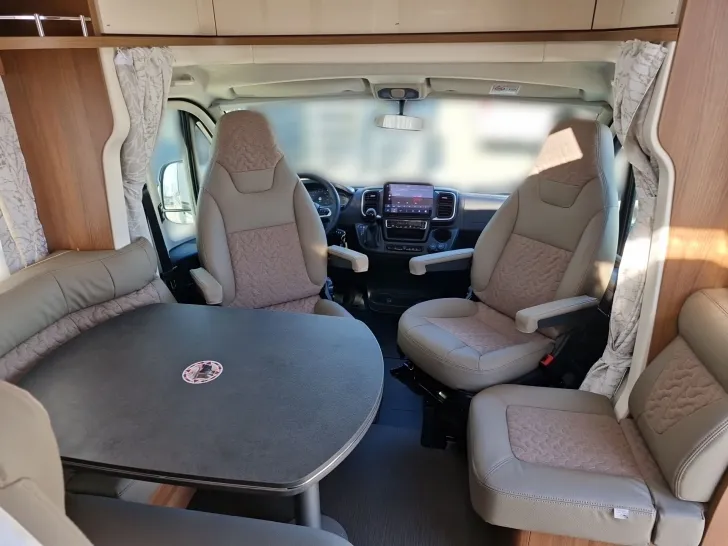 Fahrzeugbild Carthago C1-TOURER T 143 KB-LE C #9