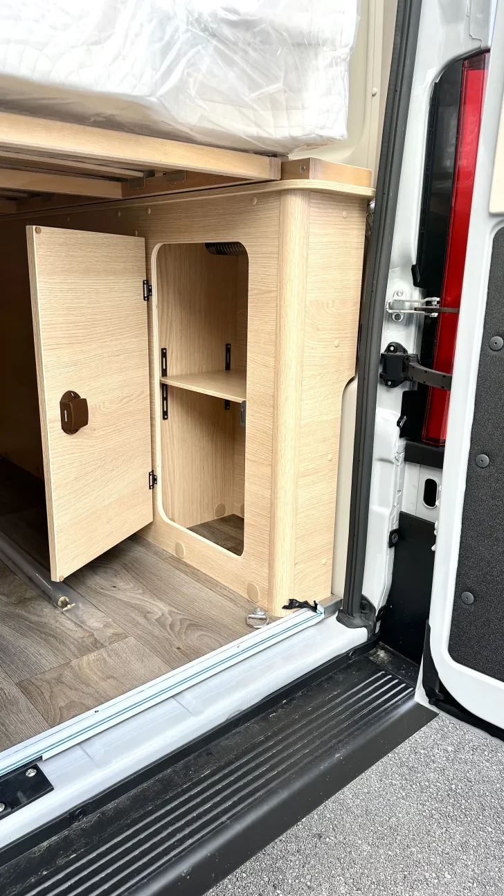 Fahrzeugbild Sunlight Camper Van Cliff 640 X #11