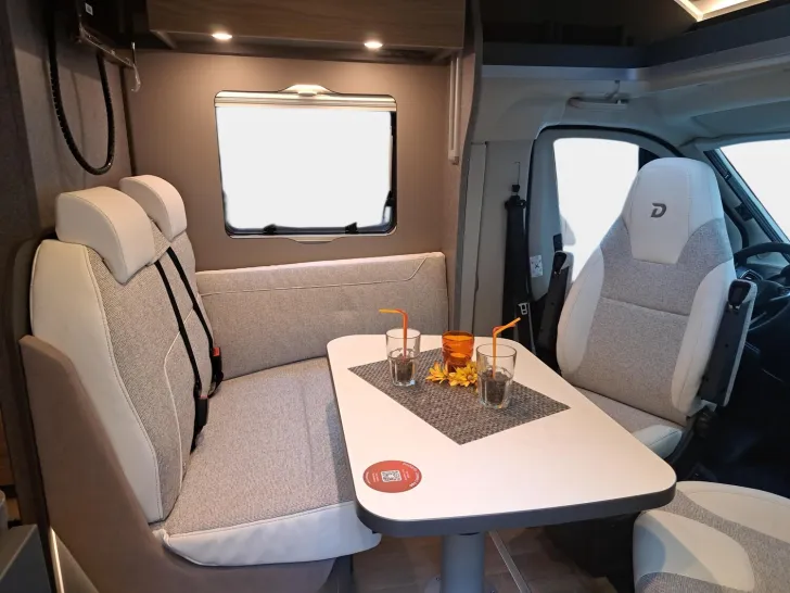 Fahrzeugbild Dethleffs Trend T 6617 EB GT, Familypaket, Paket One #10