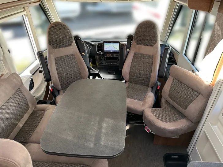 Fahrzeugbild Carthago C-COMPACTLINE I 141 LE #10