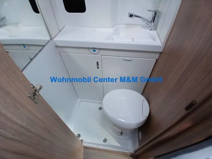 Fahrzeugbild Weinsberg CaraBus Ford 550 MQ Automatik Navi Kamera #8