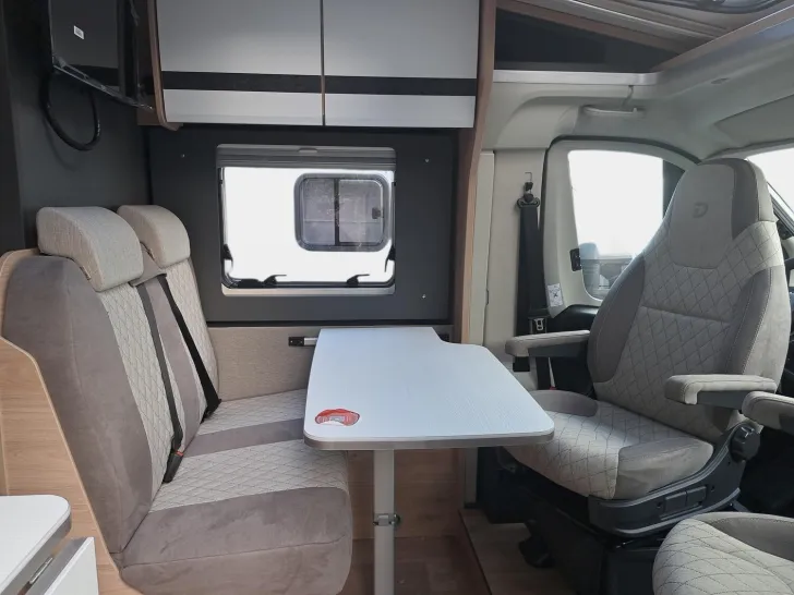 Fahrzeugbild Dethleffs Globebus Camp Active T 1 Automatik, Sat, TV #13