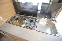 Fahrzeugbild Fendt Bianco Activ 550 KMG/Familiengrundriss/6 Schlafp #16