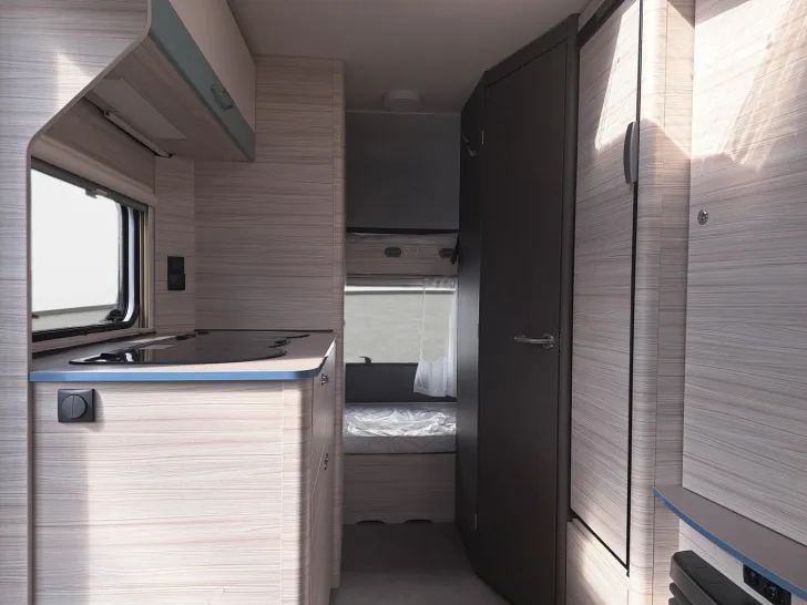 Fahrzeugbild Dethleffs c-joy 410 LK Touring-, Dynamik-Paket, Auflastung #7