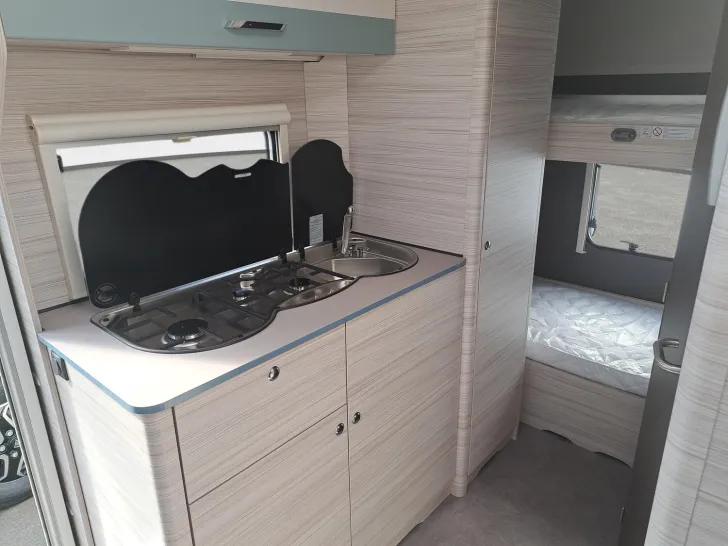 Fahrzeugbild Dethleffs c-joy 410 LK Touring-, Dynamik-Paket, Auflastung #10