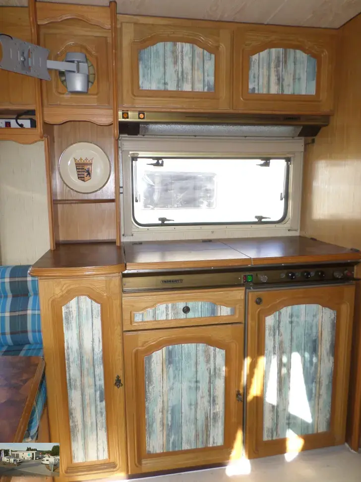 Fahrzeugbild Tabbert Comtesse 530 E Nr. 31 - Einzelbetten, RSG #10