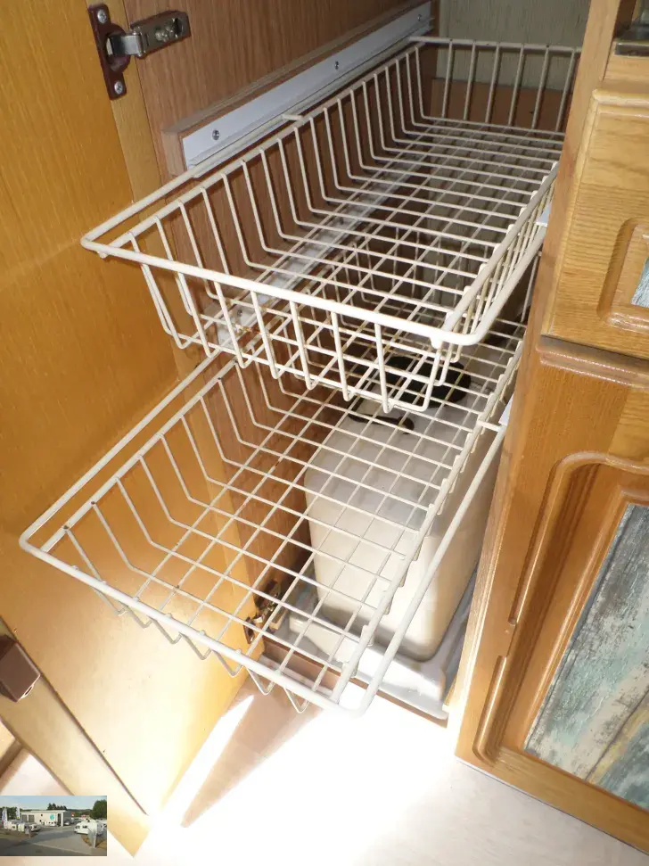 Fahrzeugbild Tabbert Comtesse 530 E Nr. 31 - Einzelbetten, RSG #13