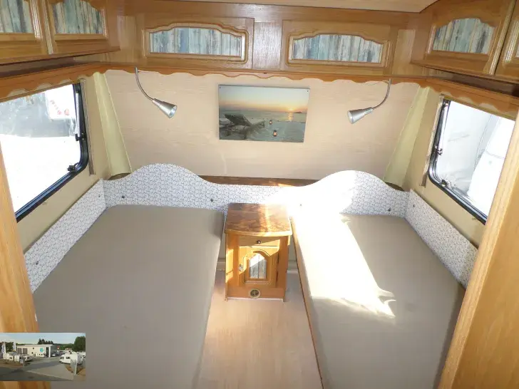 Fahrzeugbild Tabbert Comtesse 530 E Nr. 31 - Einzelbetten, RSG #17