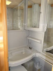 Fahrzeugbild Tabbert Comtesse 530 E Nr. 31 - Einzelbetten, RSG #25