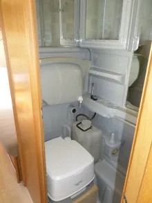 Fahrzeugbild Tabbert Comtesse 530 E Nr. 31 - Einzelbetten, RSG #26