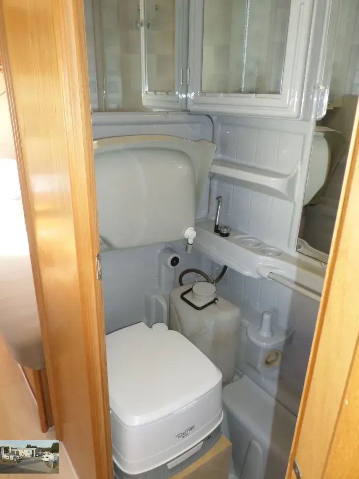 Fahrzeugbild Tabbert Comtesse 530 E Nr. 31 - Einzelbetten, RSG #26