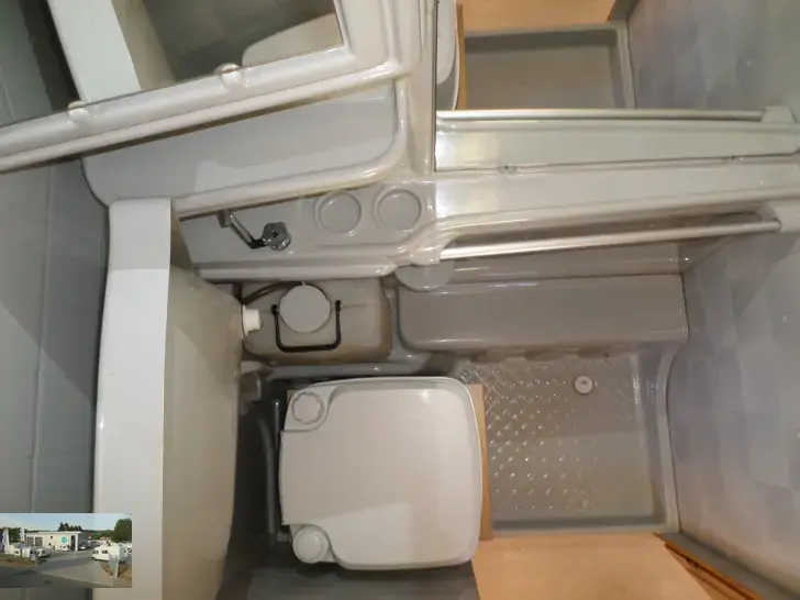 Fahrzeugbild Tabbert Comtesse 530 E Nr. 31 - Einzelbetten, RSG #27