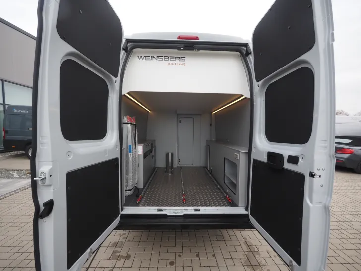 Fahrzeugbild Weinsberg CaraTour 630 MEG Outlaw, Motorrad-Mitnahme #13