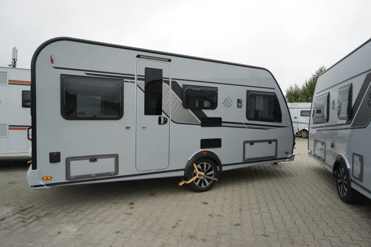 Fahrzeugbild Knaus Südwind 460 EU Black Selection ab Jandelsbrunn #1