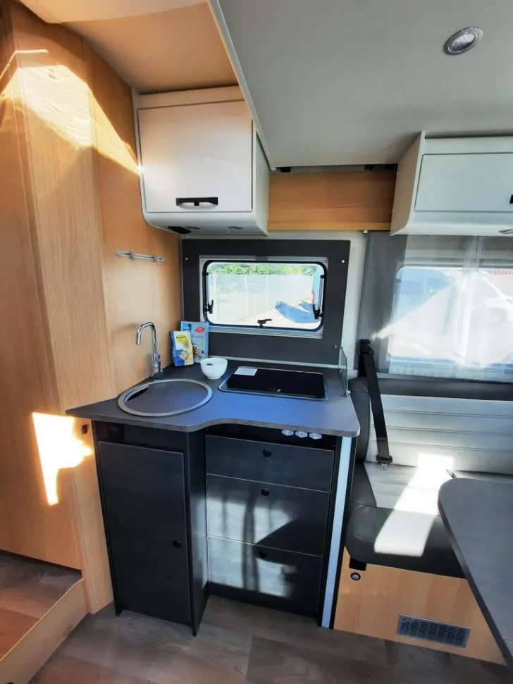 Fahrzeugbild Sunlight T 69LC Adventure Edition Verfüg./Sparen Sie 3.073,- € #11
