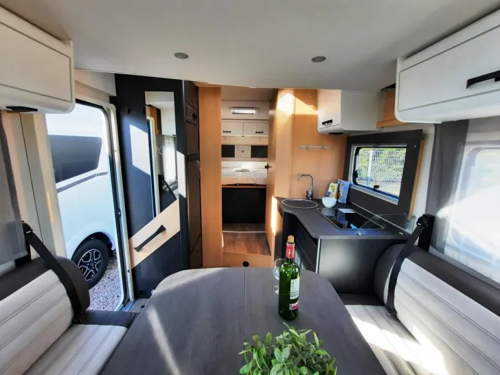 Fahrzeugbild Sunlight T 69LC Adventure Edition Verfüg./Sparen Sie 3.073,- € #5