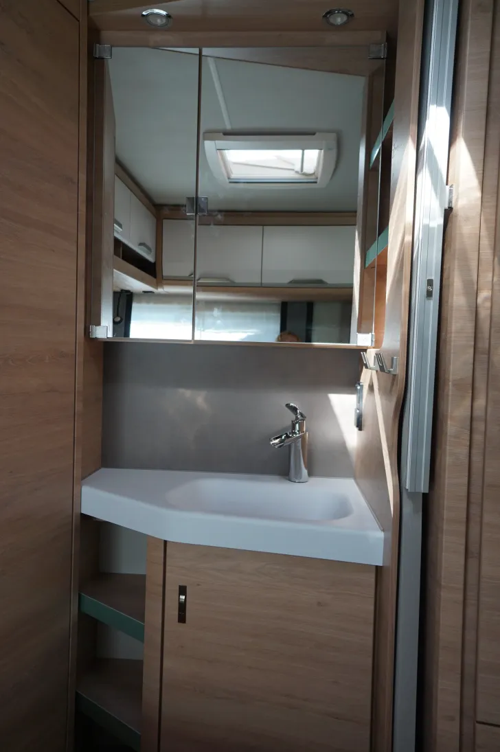 Fahrzeugbild Knaus Südwind 450 FU Black Selection ab Jandelsbrunn #10