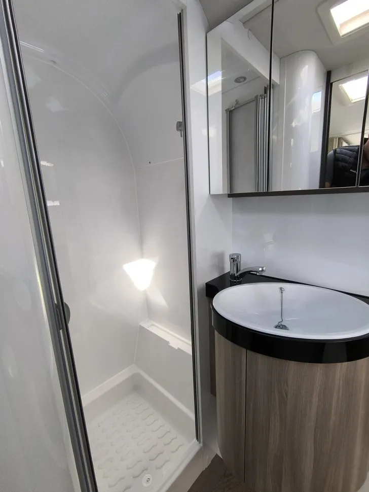 Fahrzeugbild Hobby Excellent Edition 540 WLU #10