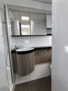 Fahrzeugbild Hobby Excellent Edition 540 WLU #11